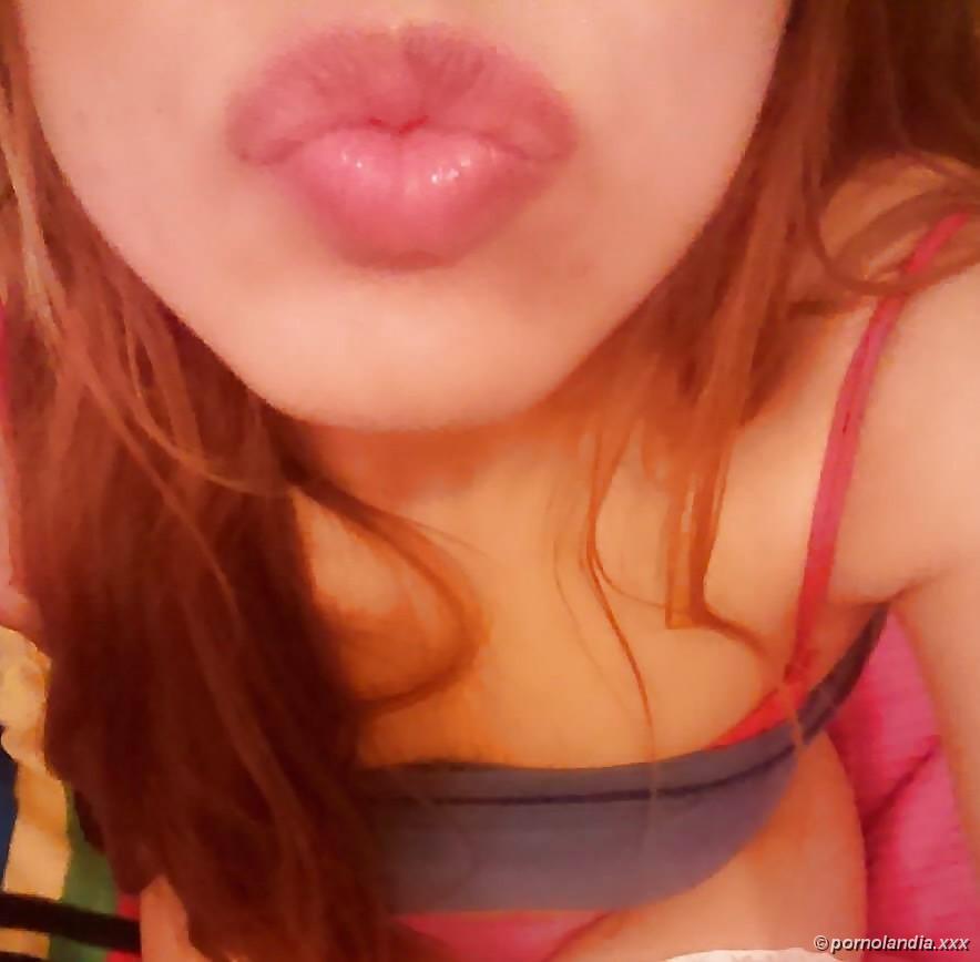 Loira delicia tirou fotos com novo celular - Foto 18391