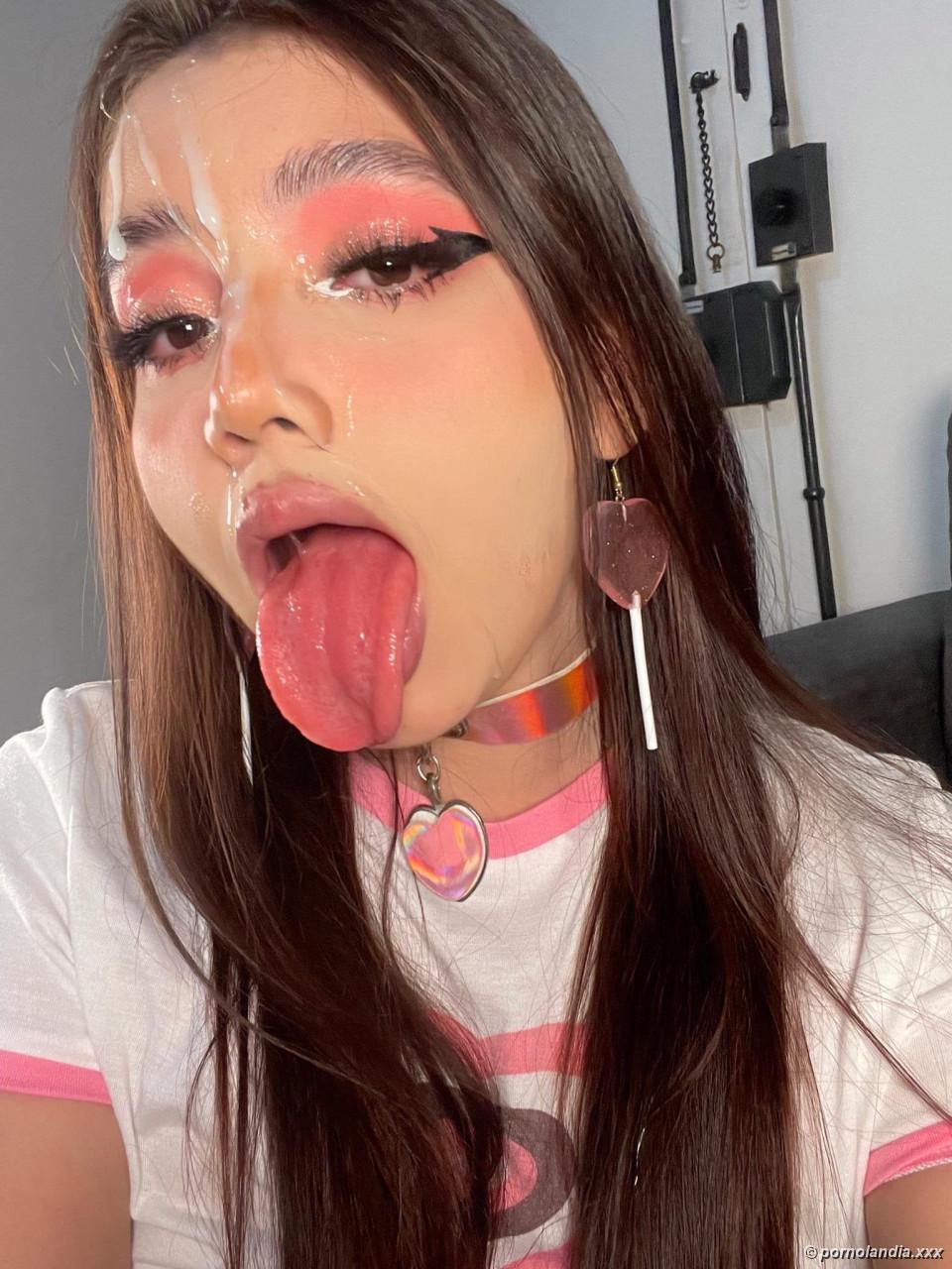 Japonesinha pelada adora gozada na cara - Foto 240035