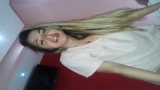 Enfermeira gostosa de Salvador chupando pau de aparelho caiu na net